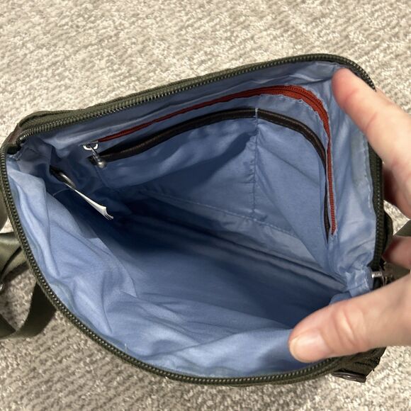 Baggallini Go Bagg Crossbody Purse Shoulder Bag Olive Green+ Wallet Pockets - Picture 6 of 11